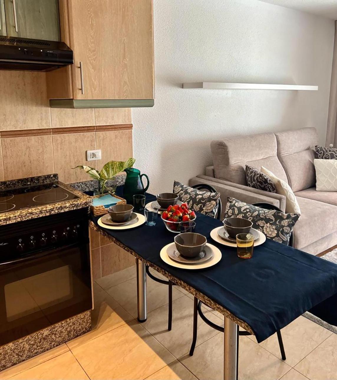 Coconut Apartament In Garden City Playa Feñabe Eksteriør billede
